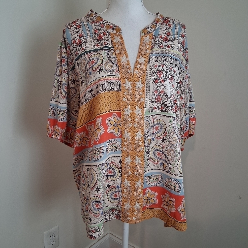 Johnny Was Workshop Woman’s  Floral Cotton Blouse Size XL